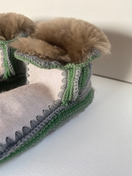 Pre-Order: Rocky Moss Slippers