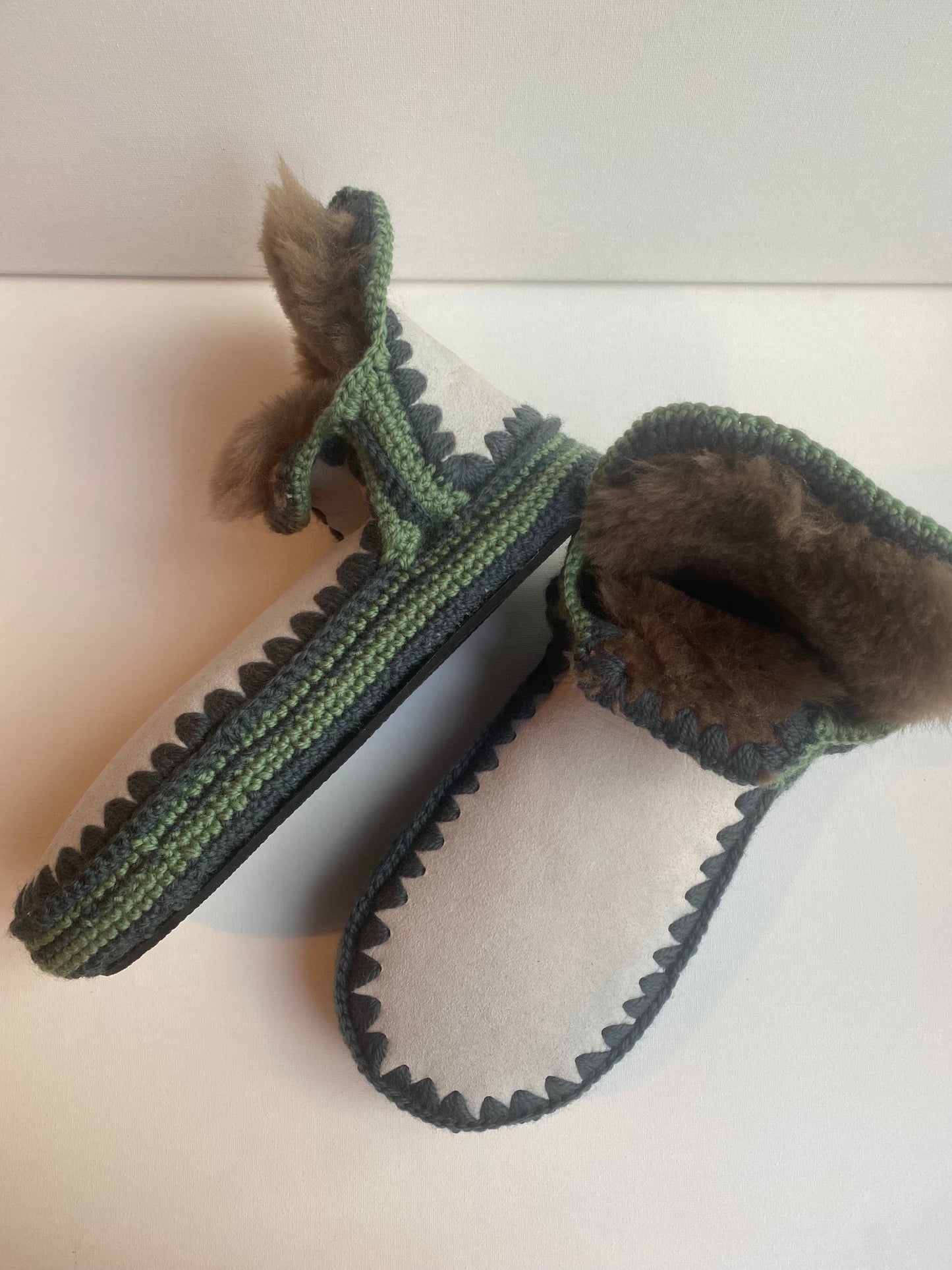 Pre-Order: Totara Slippers